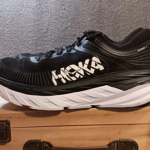 Hoka One One Women's Bondi 7 Running Shoes, Size 10 - Picture 1 of 11